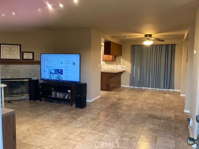 1364 W 139th, Gardena, California 90247 home-pic-4